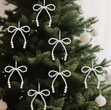 Pearl Bow Wreath Decoration