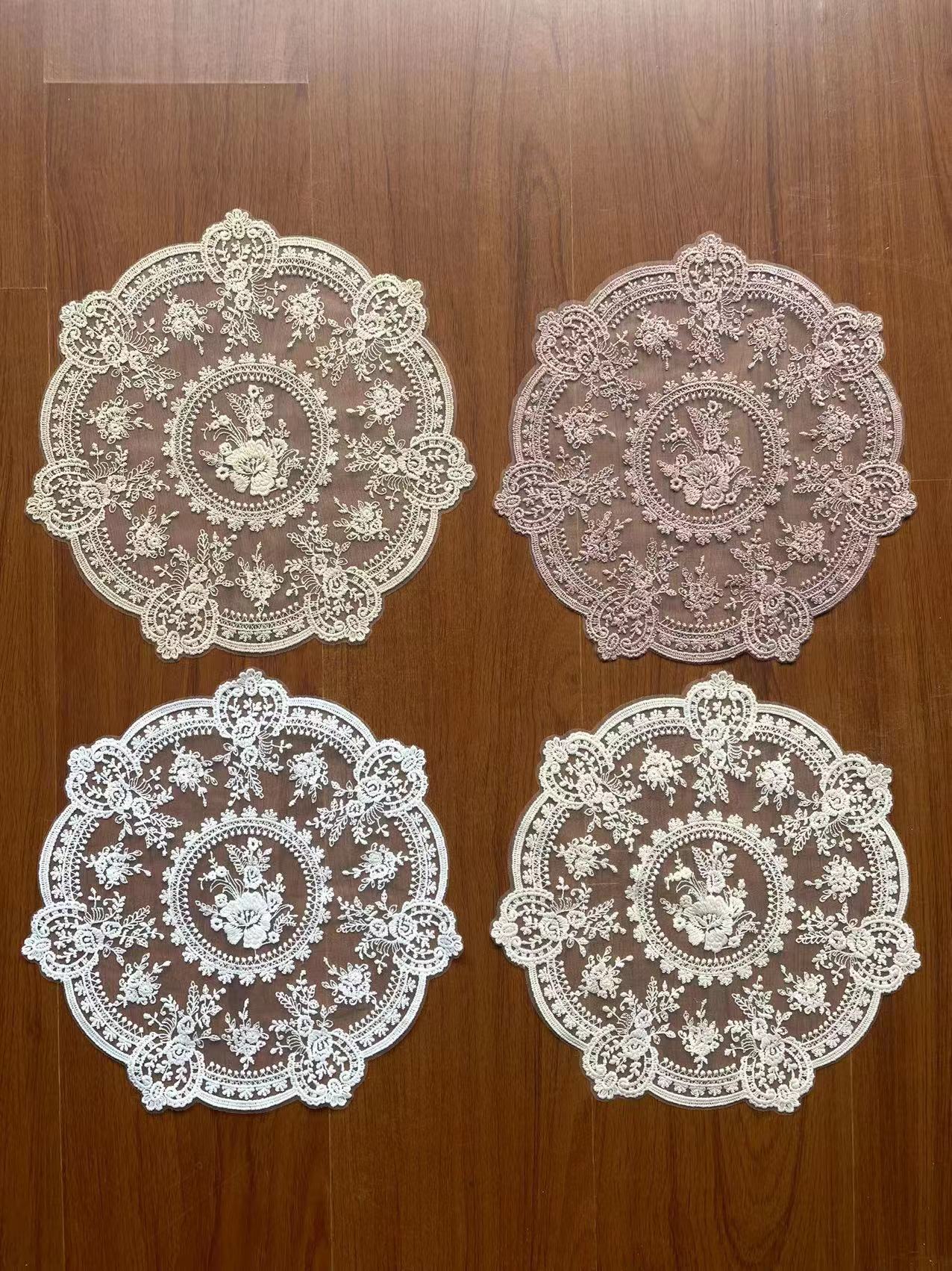 33cm Round Lace Placemat