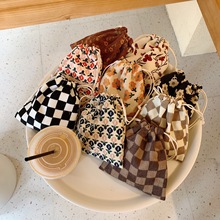Handheld Drawstring Pouch