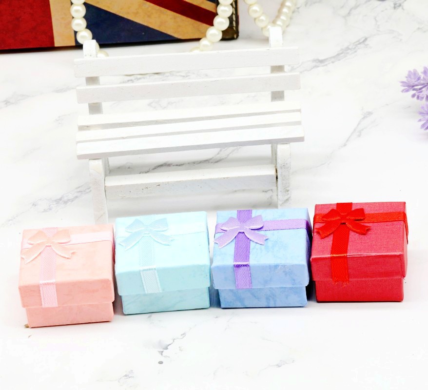 4x4 Square Hardened Pearlized Ring Box